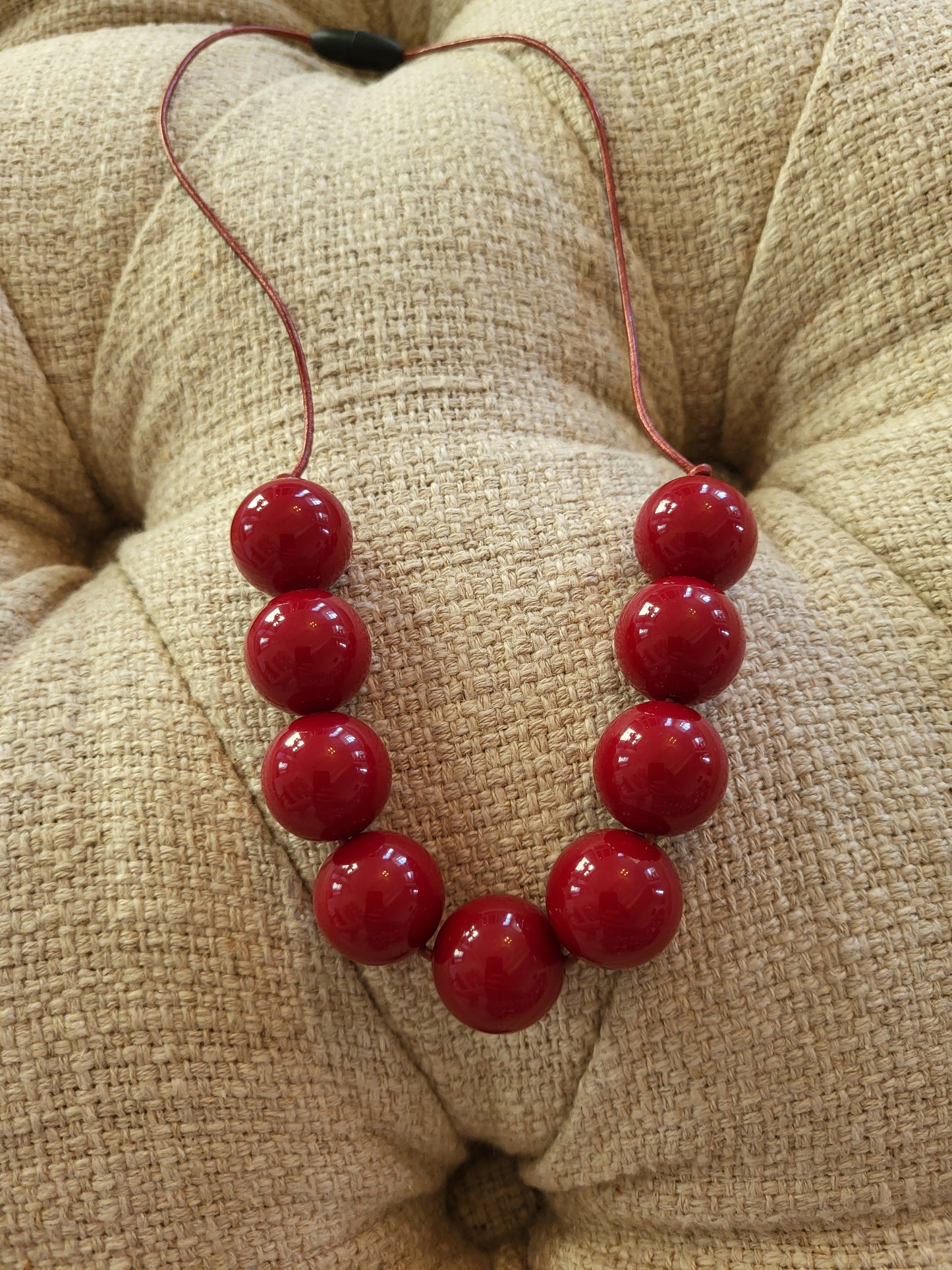 She Dreamt She Could Fly Cranberry Bubblegum Necklace