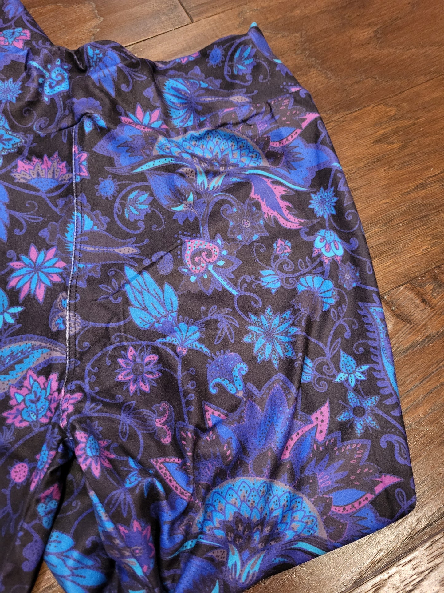 Charlie's Project Morocco Paisley Leggings