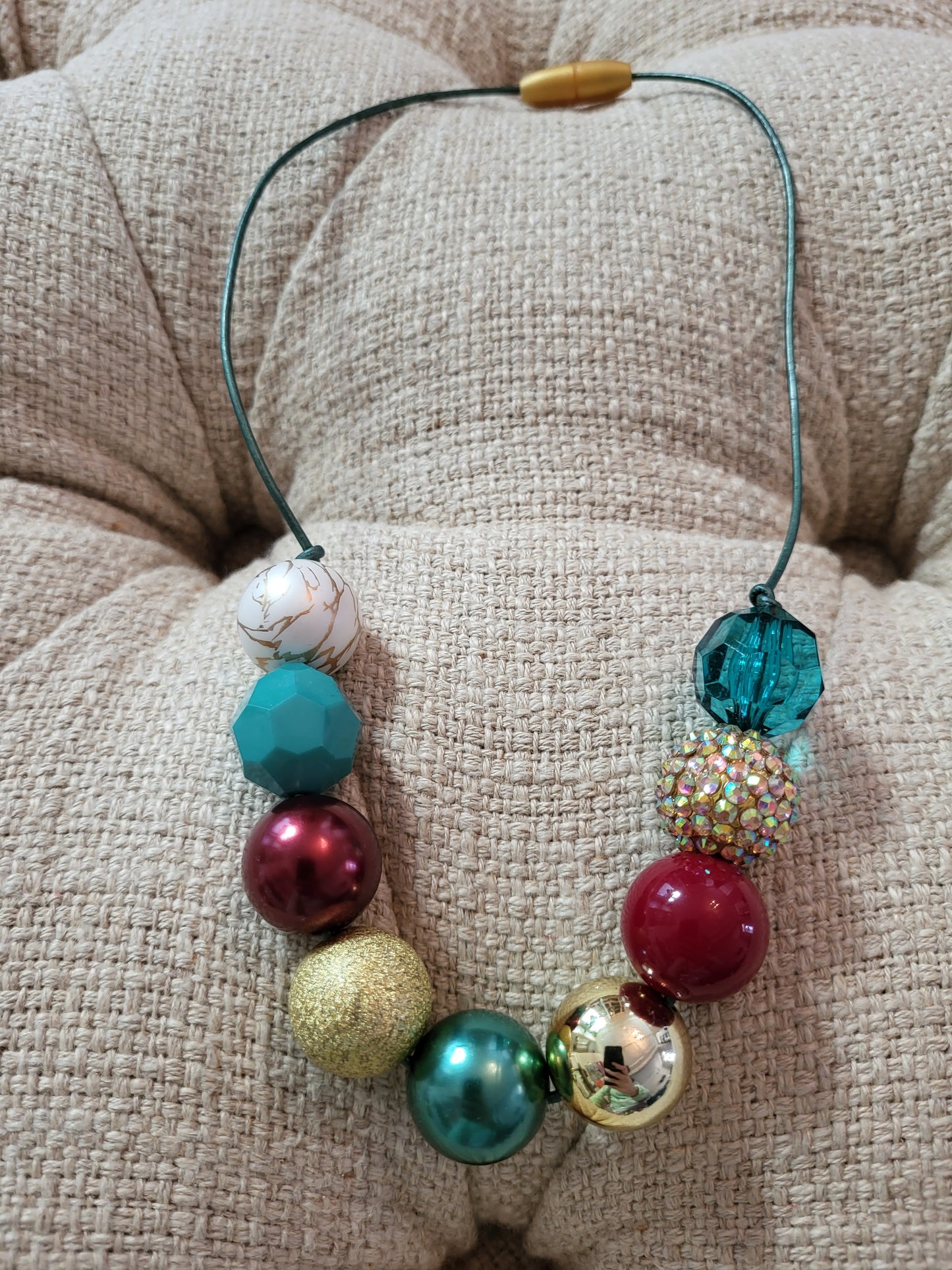 She Dreamt She Could Fly Vintage Christmas Bubblegum Necklace