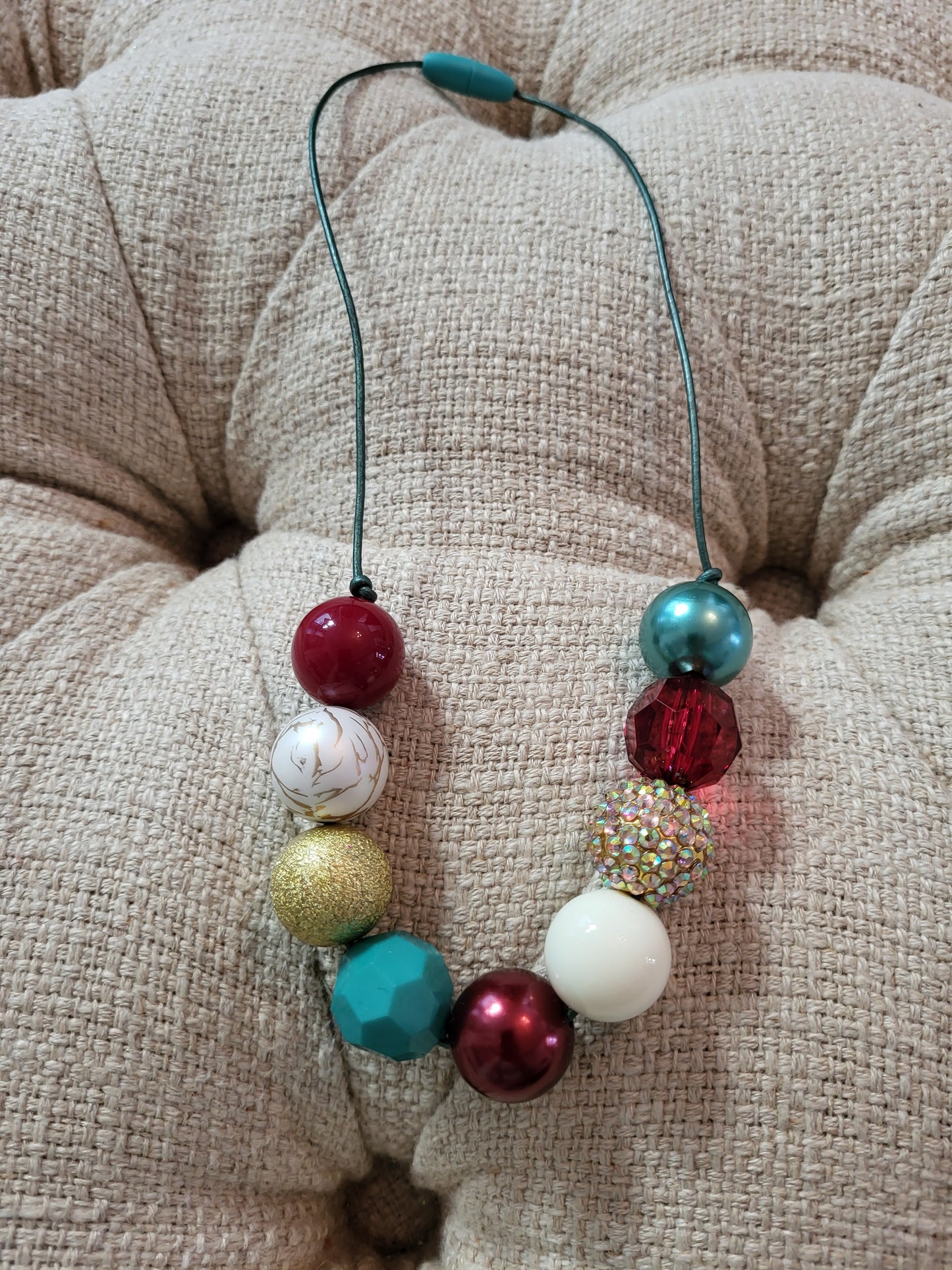 She Dreamt She Could Fly Vintage Christmas Bubblegum Necklace