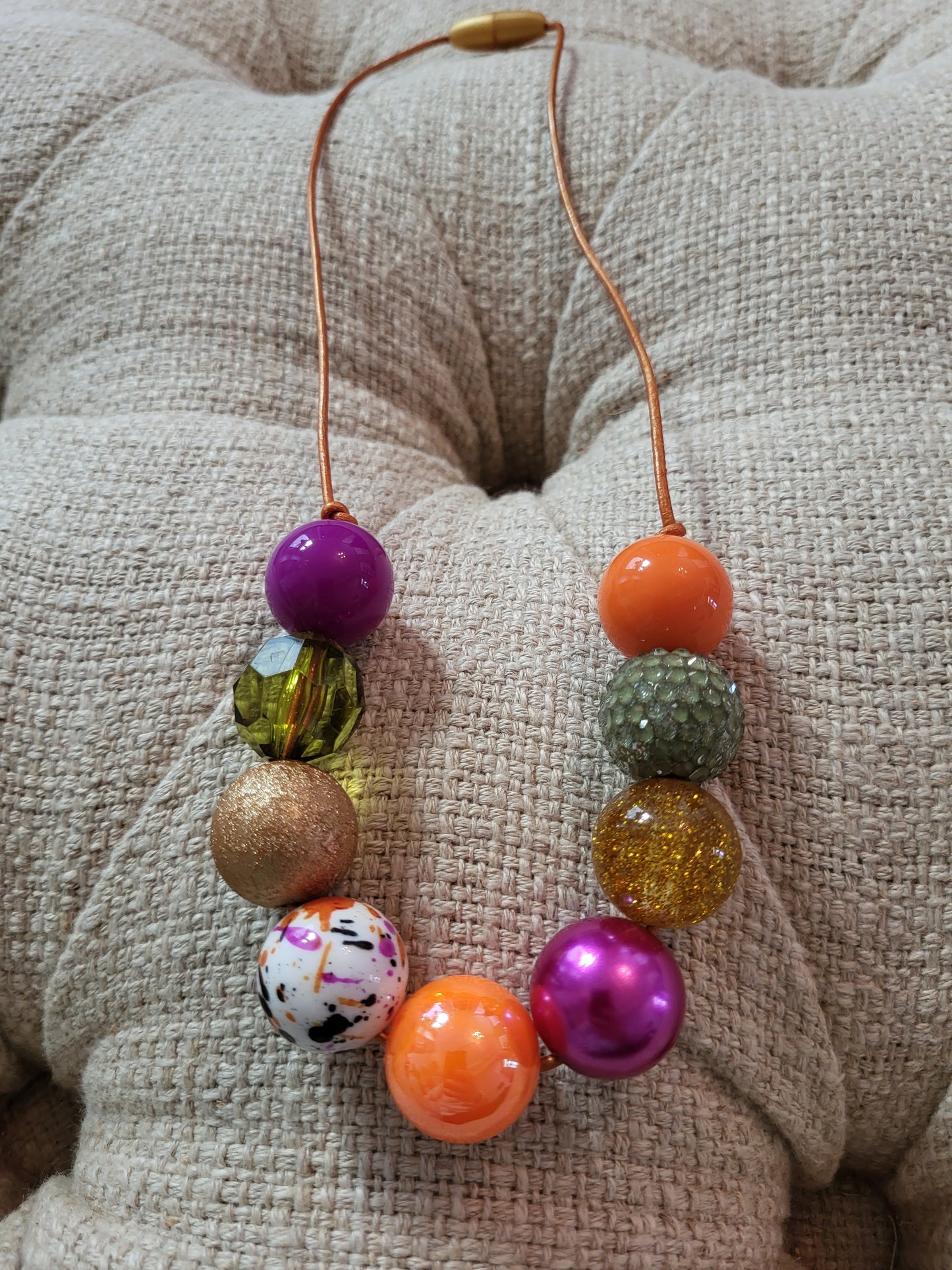 She Dreamt She Could Fly Changing Leaves Bubblegum Necklace