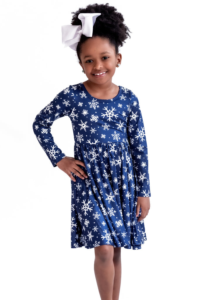 Charlie's Project Snowy Night Long-Sleeve Hugs Twirl Dress